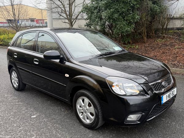 Kia Rio Hatchback, Petrol, 2011, Black