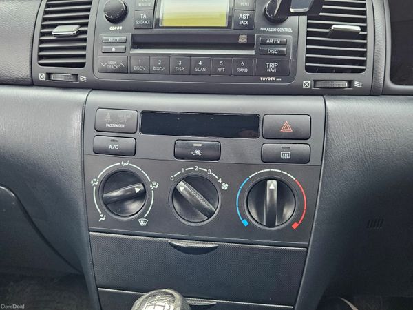 Toyota Corolla Hatchback, Petrol, 2005, Black