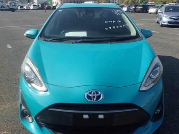 Toyota Aqua Hatchback, Petrol Hybrid, 2018, Blue
