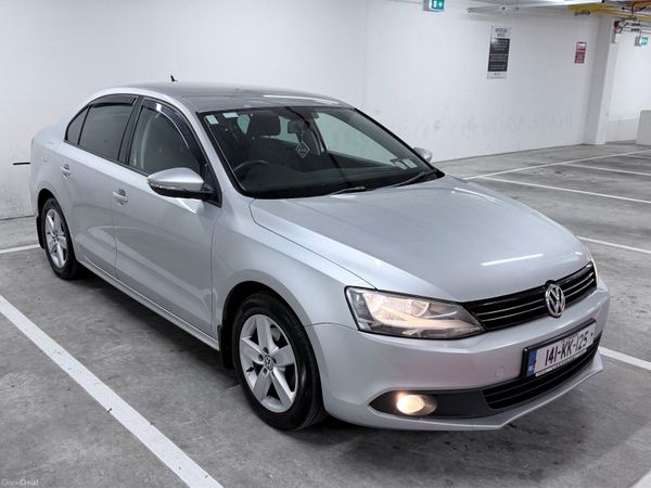 Volkswagen Jetta Saloon, Diesel, 2014, Silver