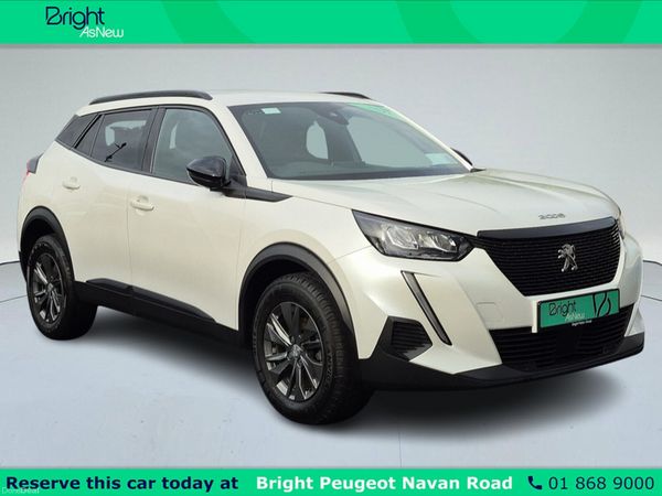 Peugeot 2008 MPV, Petrol, 2023, White