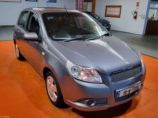 Chevrolet Aveo Hatchback, Petrol, 2010, Grey