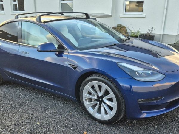 Tesla Model 3 Saloon, Electric, 2021, Blue