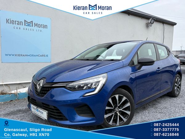 Renault Clio Hatchback, Petrol, 2022, Blue