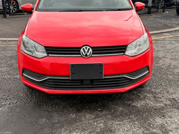 Volkswagen Polo Hatchback, Petrol, 2015, Red