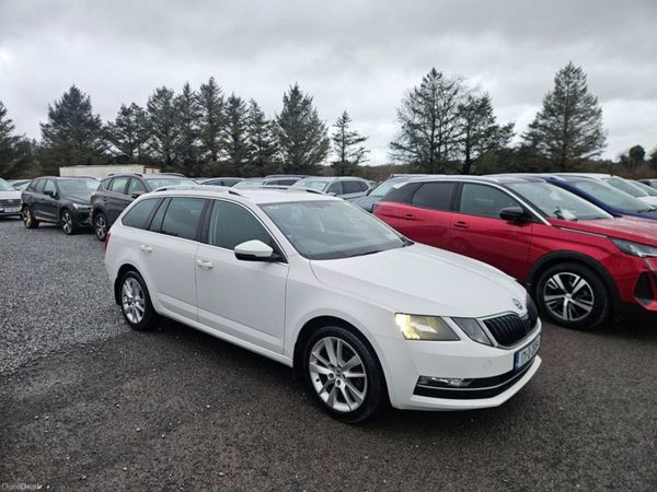 Skoda Octavia Estate, Diesel, 2017, White