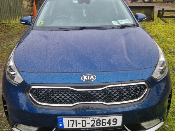 Kia Niro SUV, Petrol Hybrid, 2017, Blue