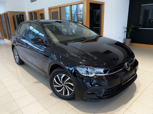 Volkswagen Polo Hatchback, Petrol, 2023, Black
