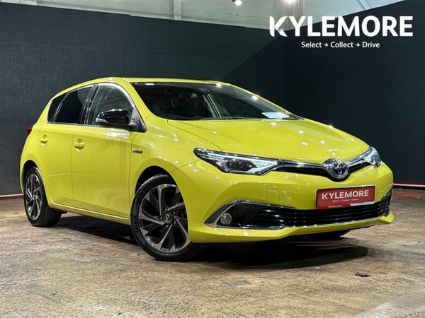 Toyota Auris Hatchback, Petrol Hybrid, 2016, Yellow