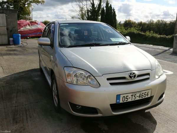 Toyota Corolla Hatchback, Diesel, 2005, Silver