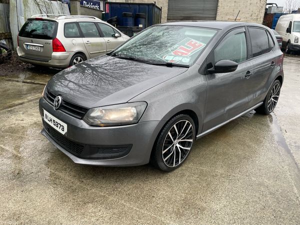 Volkswagen Polo Hatchback, Petrol, 2011, Grey