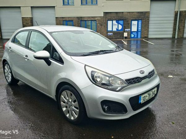 Kia Rio Hatchback, Petrol, 2013, Silver