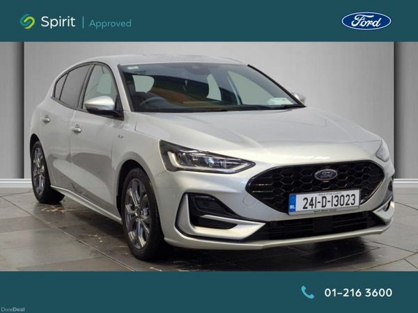 Ford Focus Hatchback, Petrol, 2024, Silver