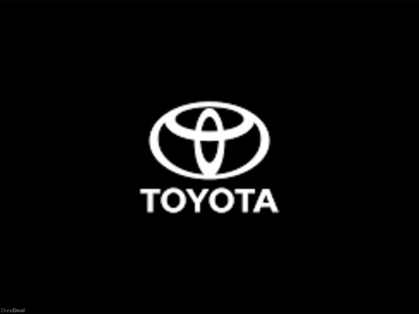 Toyota Yaris Hatchback, Petrol Hybrid, 2015, Beige