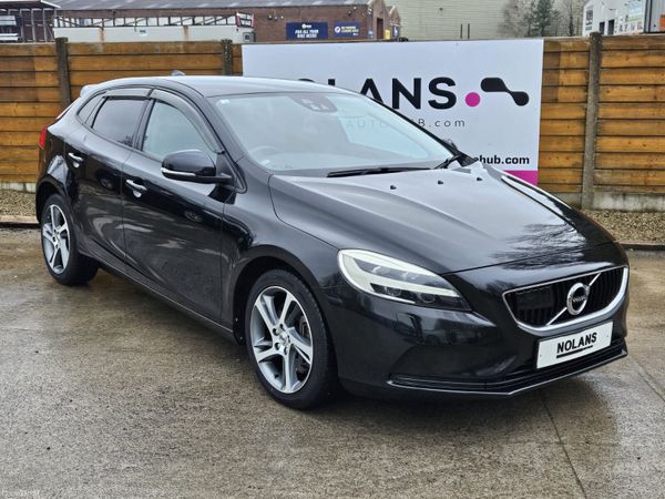 Volvo V40 Hatchback, Diesel, 2016, Black