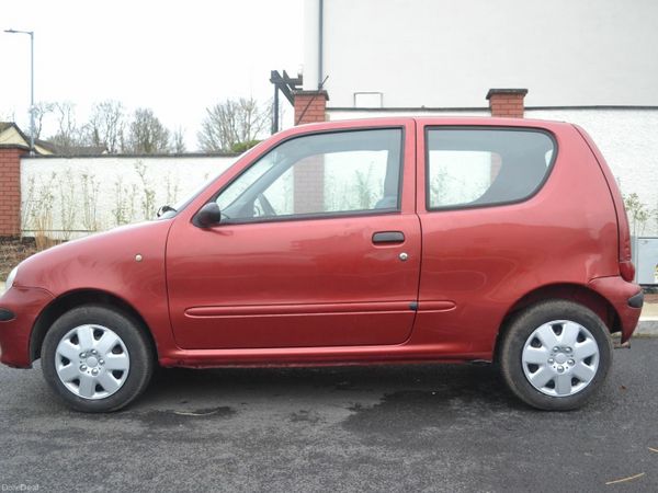 Fiat Seicento Hatchback, Petrol, 2002, Red
