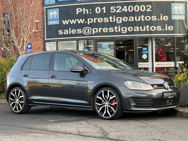 Volkswagen Golf Hatchback, Petrol, 2014, Grey