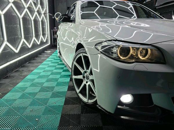 BMW 5-Series Saloon, Diesel, 2011, White