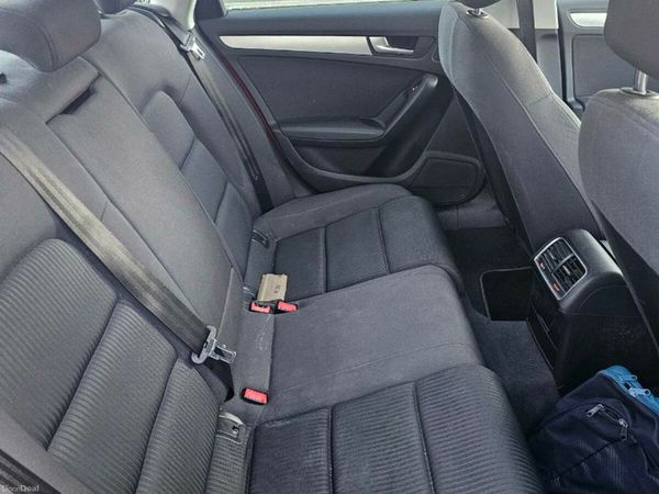 Audi A4 Saloon, Petrol, 2010, Red