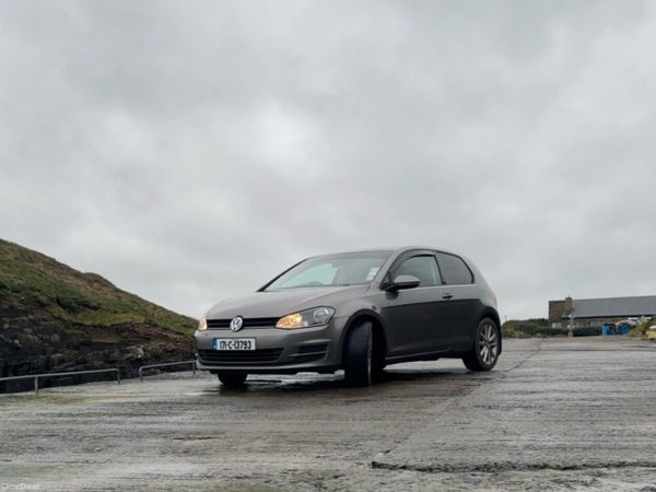 Volkswagen Golf Estate, Diesel, 2017, Grey