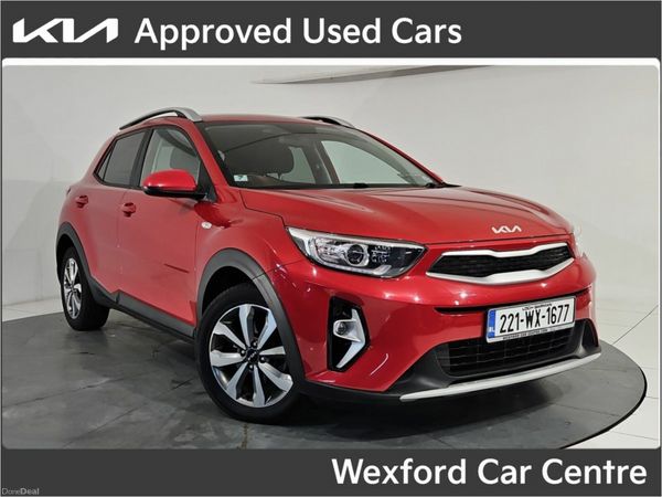 Kia Stonic Hatchback, Petrol, 2022, Red