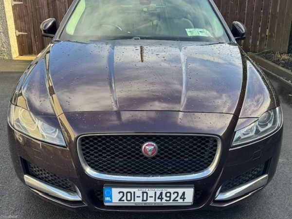 Jaguar XF Saloon, Diesel, 2020, Red