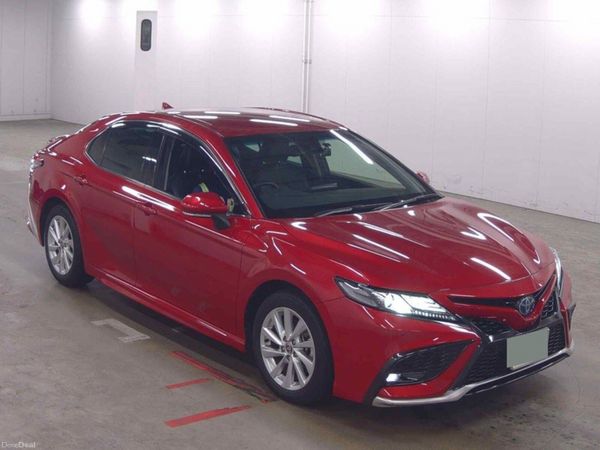 Toyota Camry Saloon, Petrol Hybrid, 2021, Red
