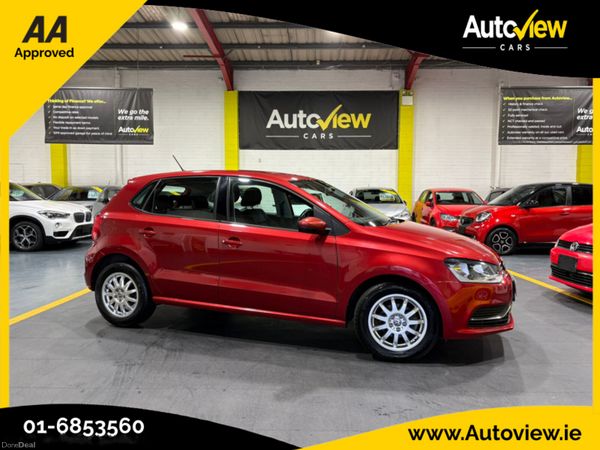 Volkswagen Polo Hatchback, Petrol, 2015, Red