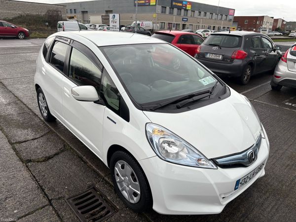 Honda Fit Hatchback, Petrol Hybrid, 2013, White