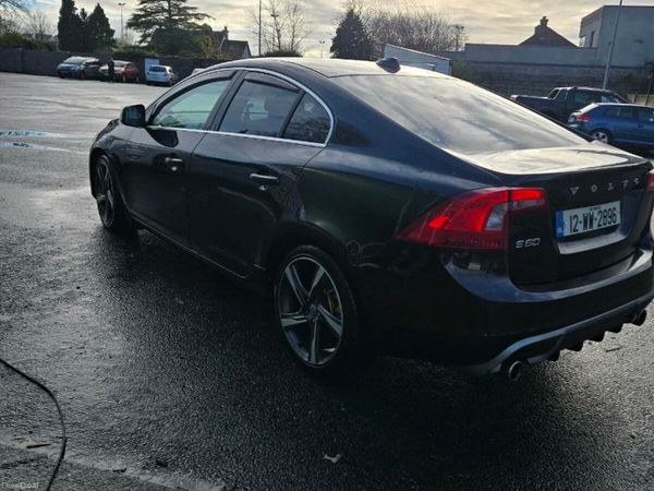 Volvo S60 Saloon, Diesel, 2012, Black