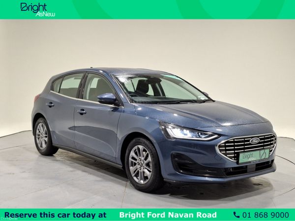 Ford Focus Hatchback, Petrol, 2023, Blue