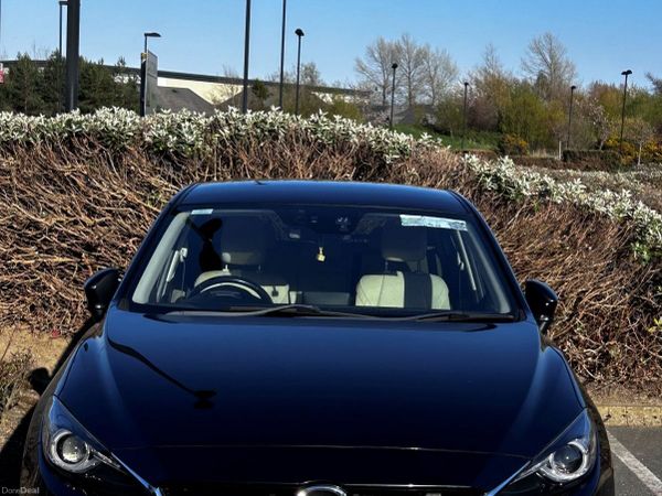 Mazda Mazda3 Hatchback, Diesel, 2014, Black