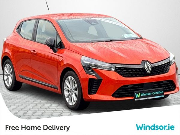 Renault Clio Hatchback, Petrol, 2024, Orange