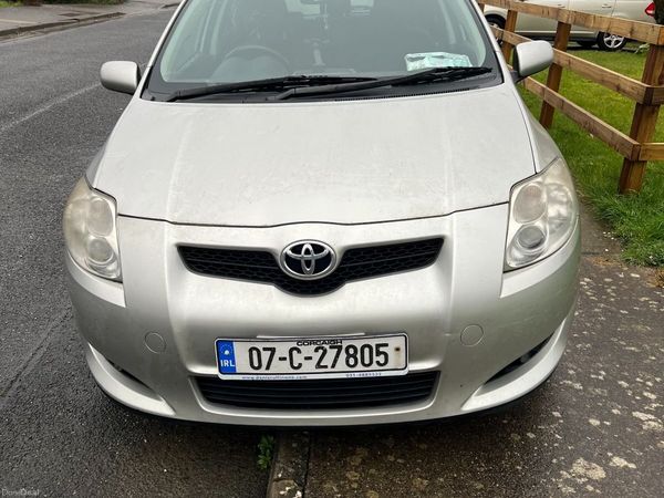 Toyota Auris Hatchback, Petrol, 2007, Silver