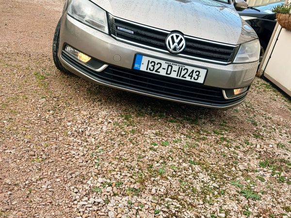 Volkswagen Passat Saloon, Diesel, 2013, Brown