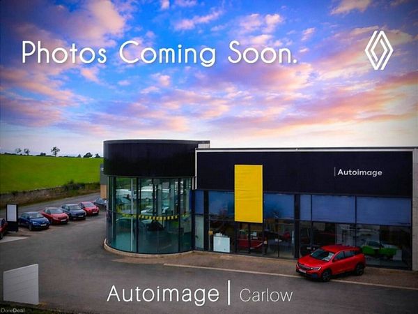 Toyota Yaris Cross Hatchback, Petrol Hybrid, 2024, White