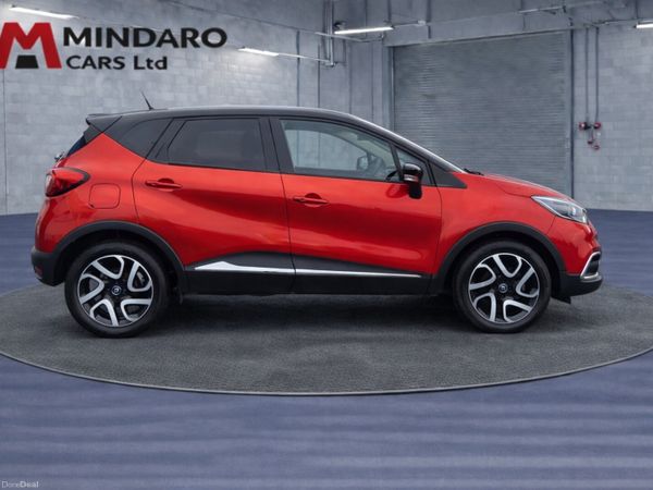 Renault Captur Hatchback, Diesel, 2017, Red
