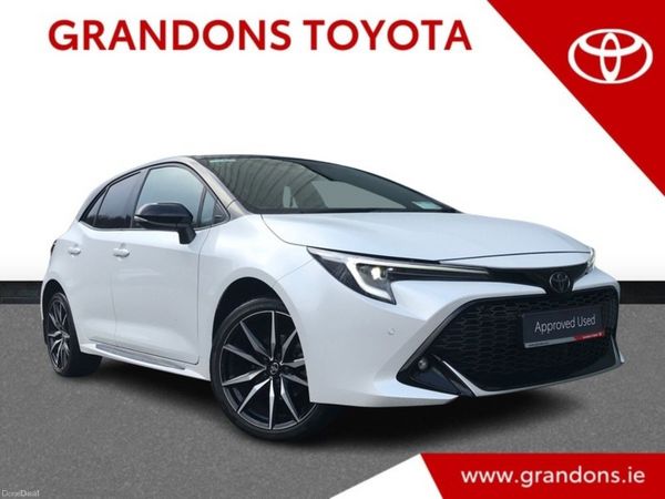 Toyota Corolla Hatchback, Petrol Hybrid, 2024, White