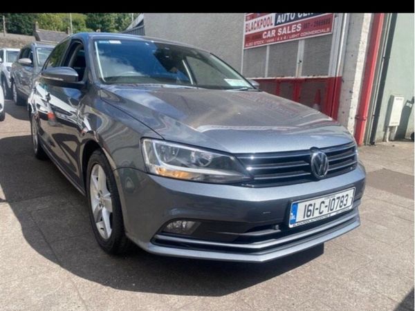 Volkswagen Jetta Saloon, Petrol, 2016, Grey