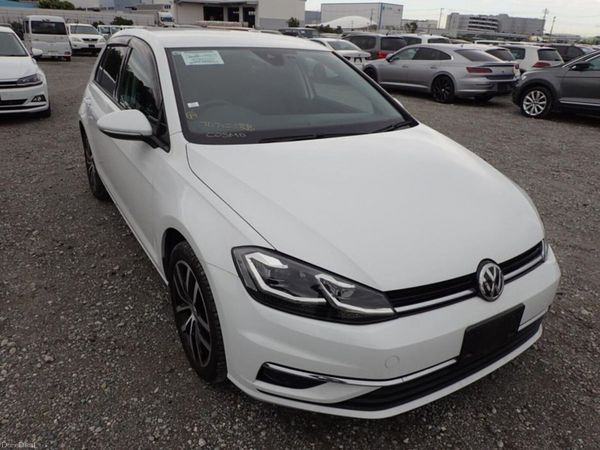 Volkswagen Golf Hatchback, Petrol, 2019, White