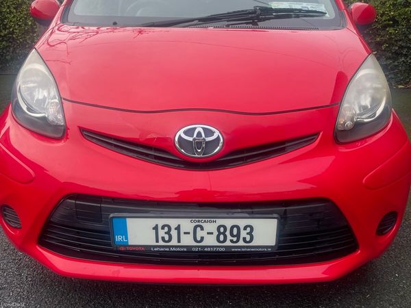 Toyota Aygo Hatchback, Petrol, 2013, Red