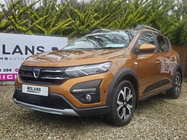 Dacia Sandero Stepway Hatchback, Petrol, 2021, Orange