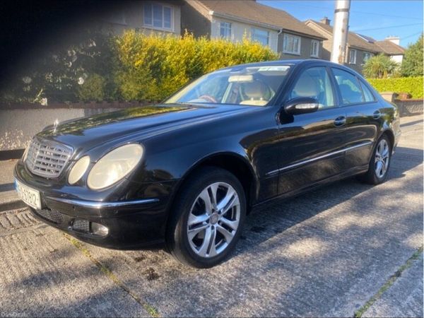 Mercedes-Benz E-Class Saloon, Petrol, 2005, Black