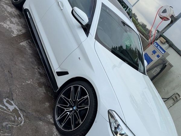 BMW 5-Series Saloon, Diesel, 2018, White