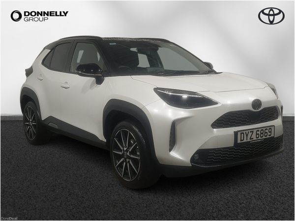 Toyota Yaris Cross Estate, Petrol Hybrid, 2025, White