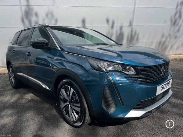 Peugeot 5008 MPV, Diesel, 2024, Blue