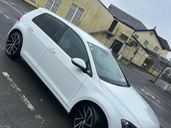 Volkswagen Golf Hatchback, Diesel, 2016, White