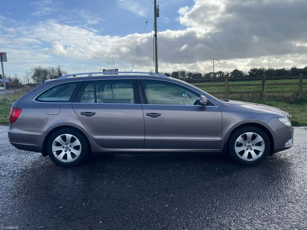 Skoda Superb Estate, Diesel, 2011, Purple