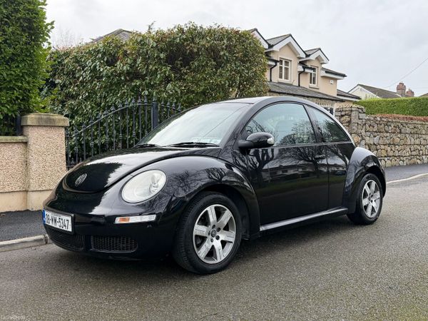 Volkswagen Beetle Hatchback, Petrol, 2008, Black