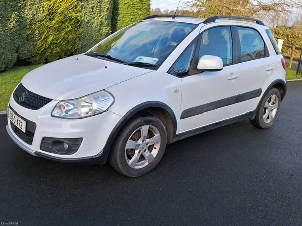 Suzuki SX4 SUV, Petrol, 2013, White